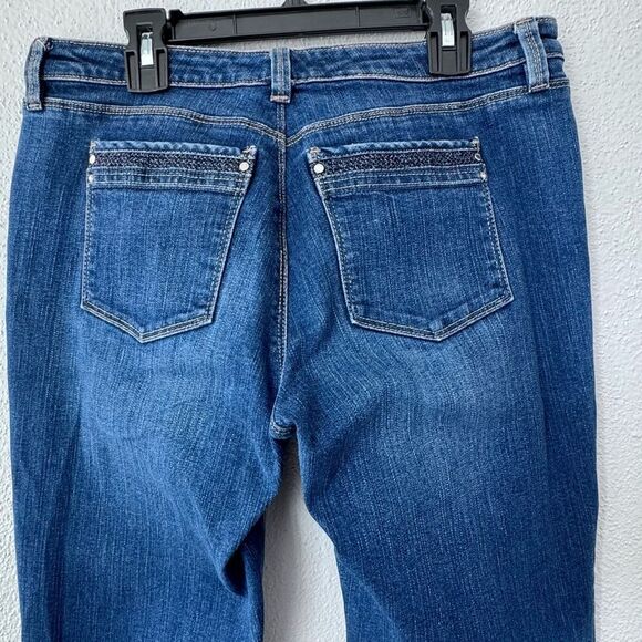 White House Black Market Girlfriend Denim Jeans Straight Leg SZ 4 - Picture 10 of 15